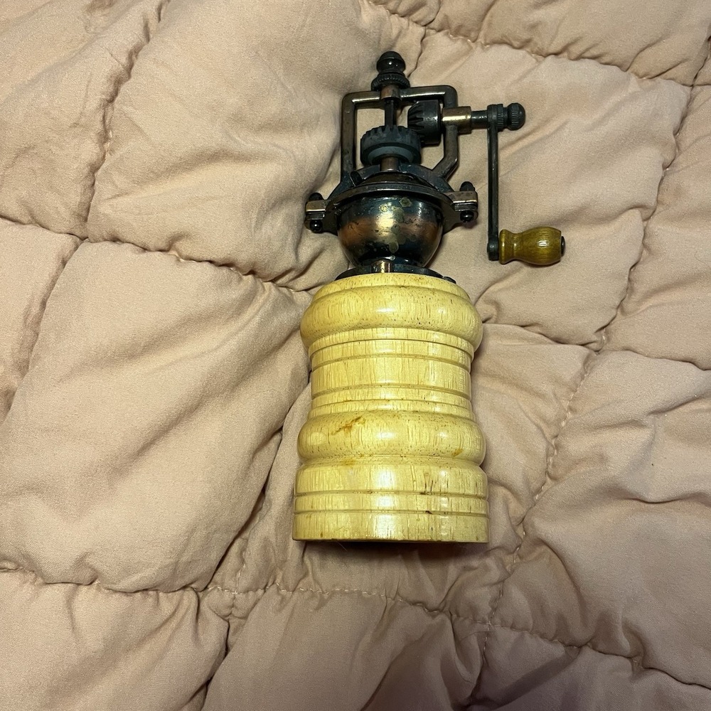Vintage 8" Hand Crank Metal Wood Pepper Mill Spice Grinder Country Cottage Core